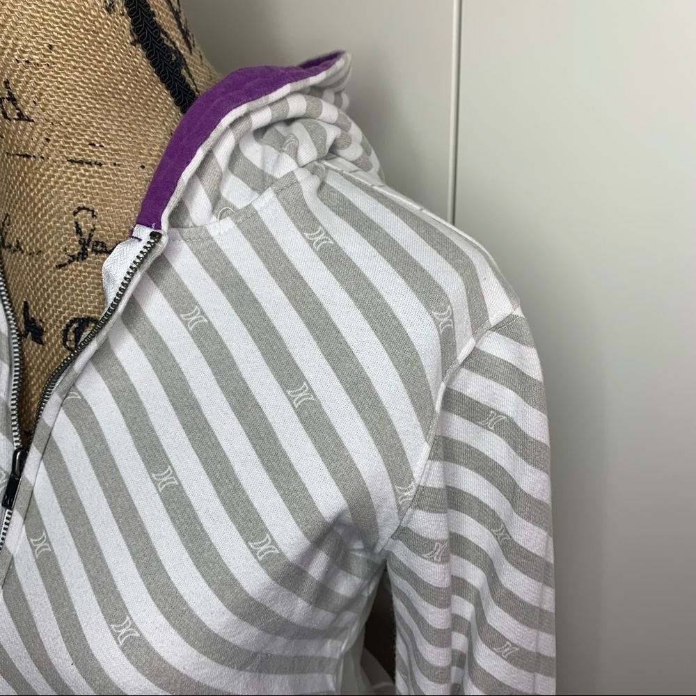 Hurley Junior’s City Graphics Hoodie Sweatshirt - Picture 4 of 14